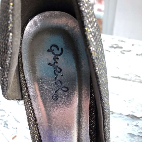 Quipid Heels Size 8 Sparkly Silver - Picture 9 of 10